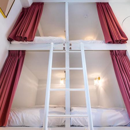 W3 Hostel Luodong Exterior photo