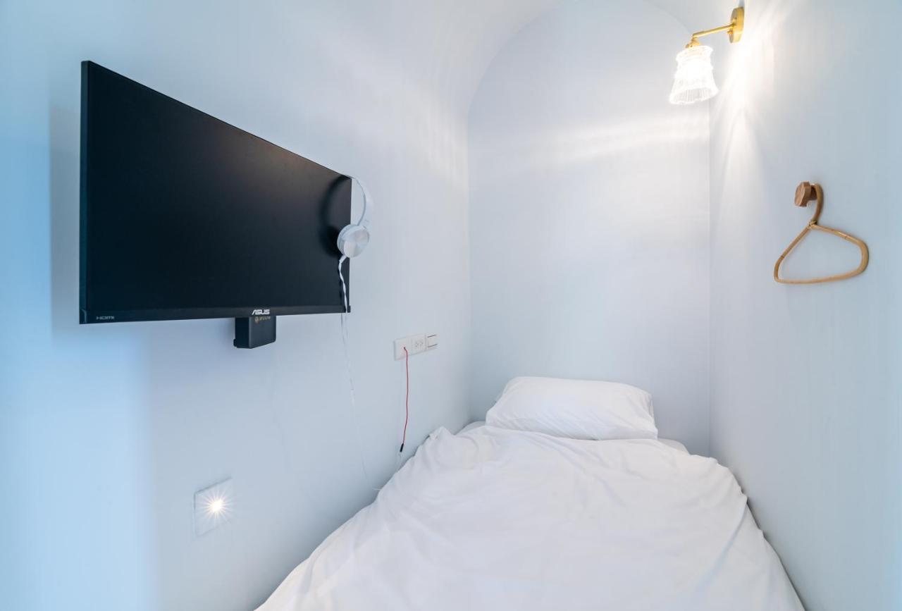 W3 Hostel Luodong Exterior photo